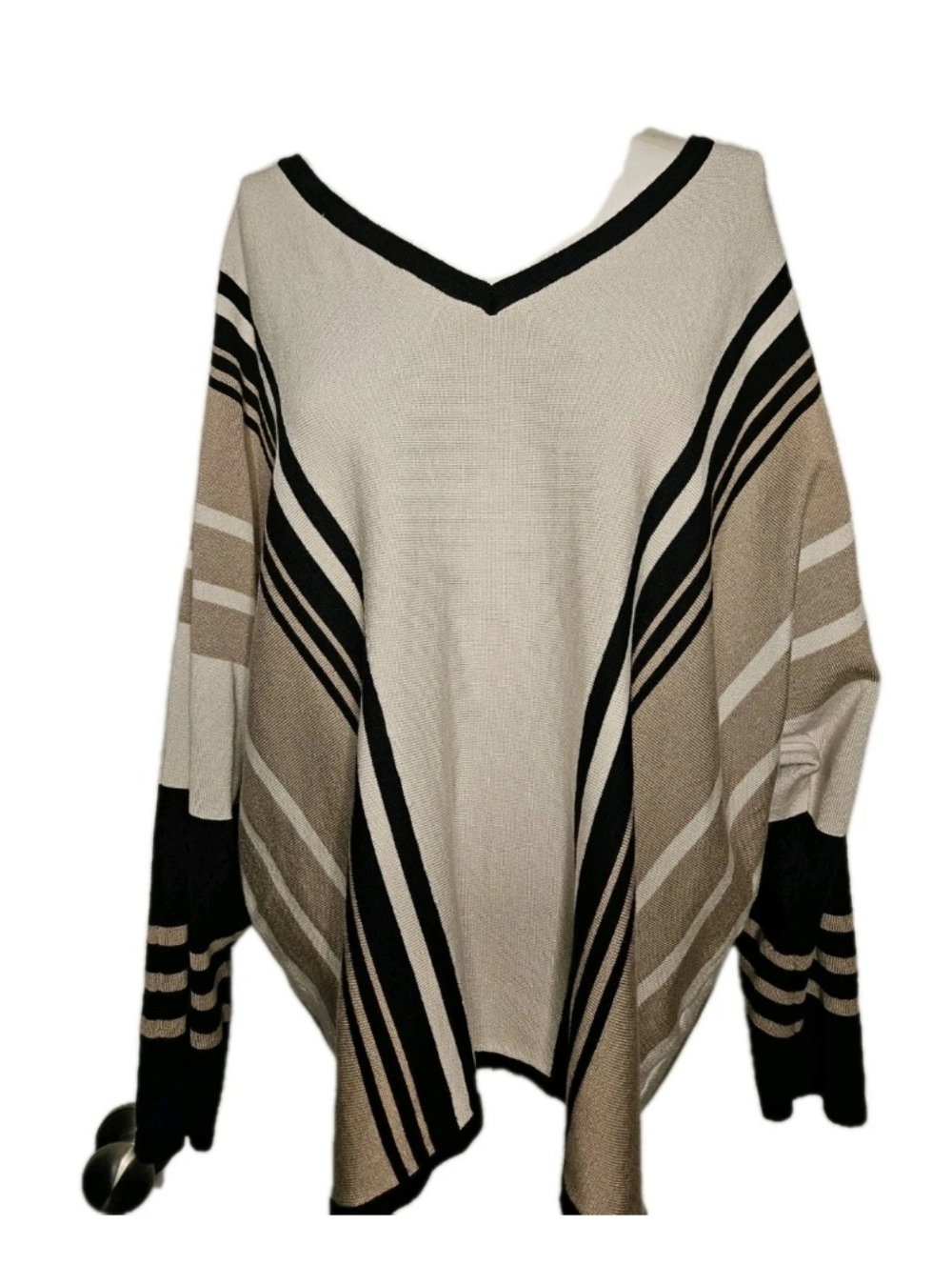 Tahari Woman Striped V Neck Dolman Sleeved Sweater Size 2x